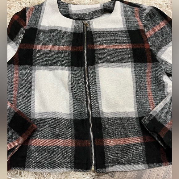 SHEIN Plaid print zip up jacket size Medium New without tags. - Picture 3 of 9